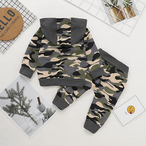 Baby's Camouflage Outfit